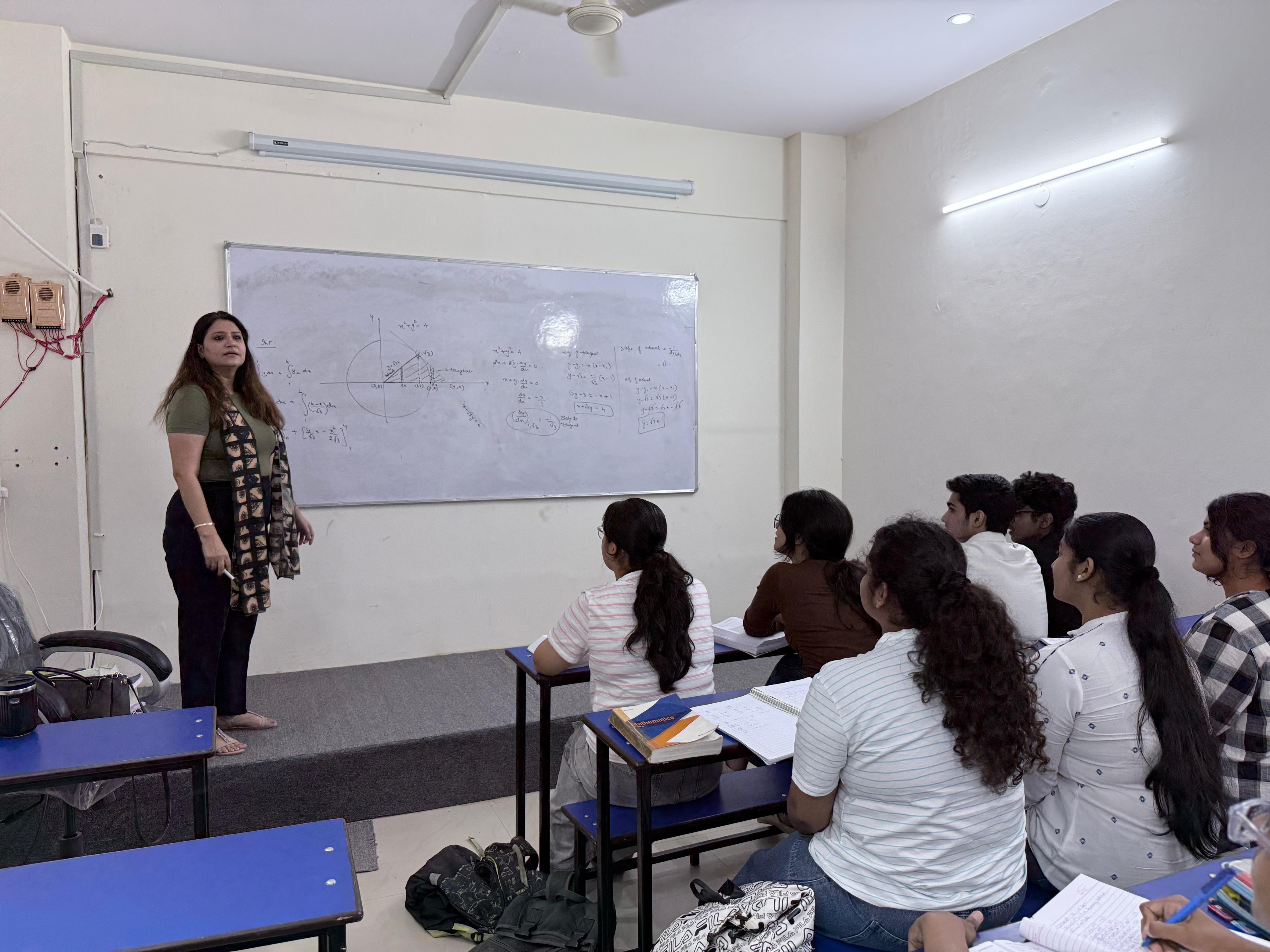 Best Math Coaching for Board Exams | Best Math Coaching Institute